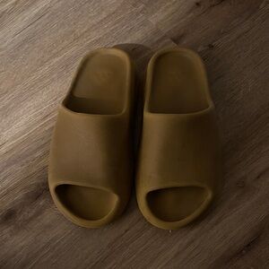 Yeezy Brown Slide Sandals